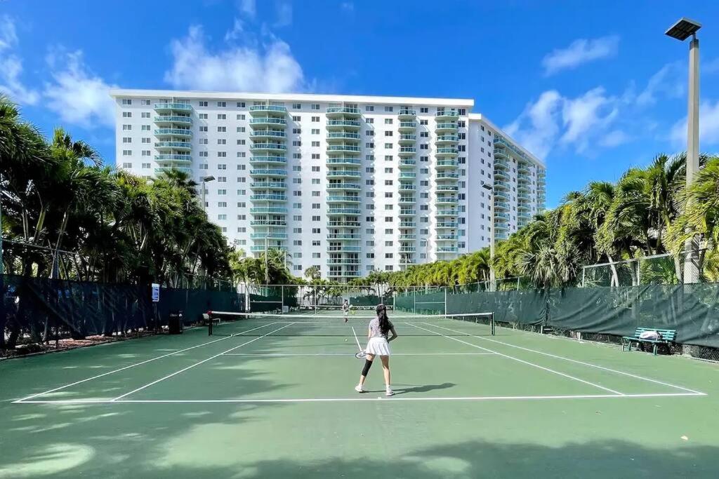 Ocean Reserve Sunny Isles 11Th Str-02330 Lejlighed Miami Beach Eksteriør billede