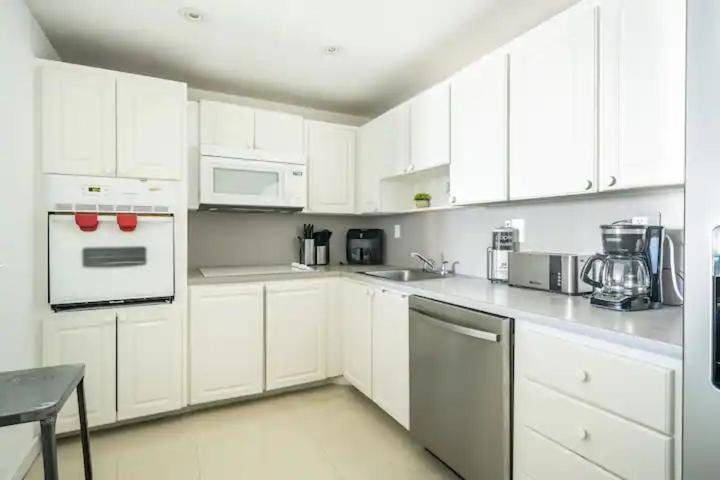 Ocean Reserve Sunny Isles 11Th Str-02330 Lejlighed Miami Beach Eksteriør billede